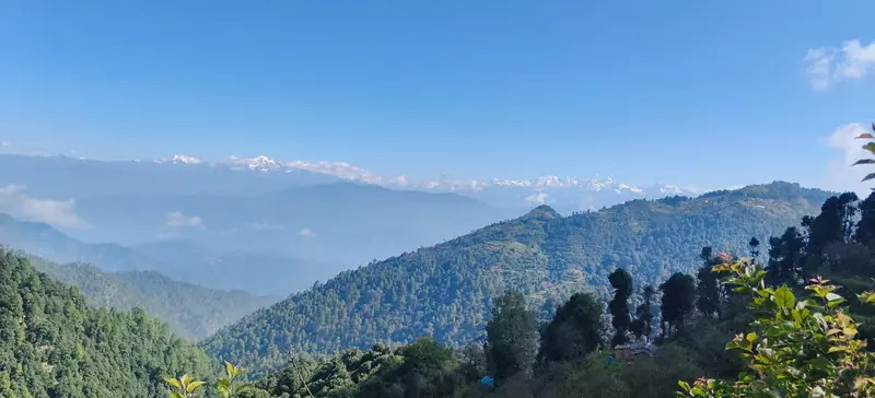 The whole horizon at Namah Stay Himalayas, Kanatal